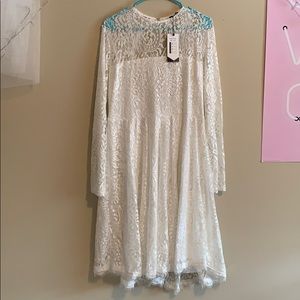 Long sleeve lace dress